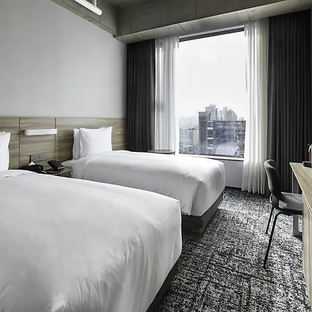 Hotel In 9
