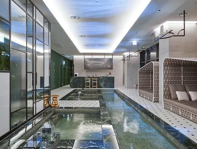 In 9 Hotel 4*